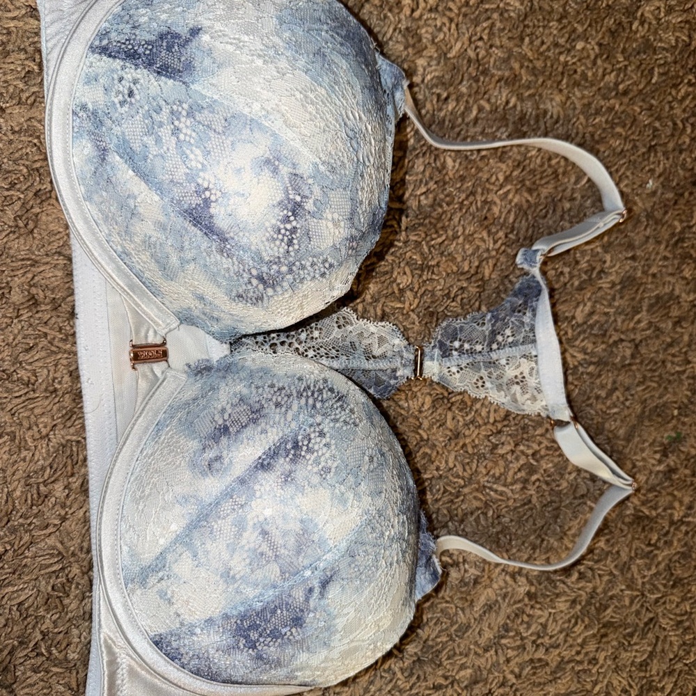 Victoria's Secret Lace Bra - White and Blue